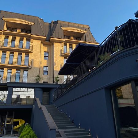 Ridge Apartments チェルニウツィー エクステリア 写真