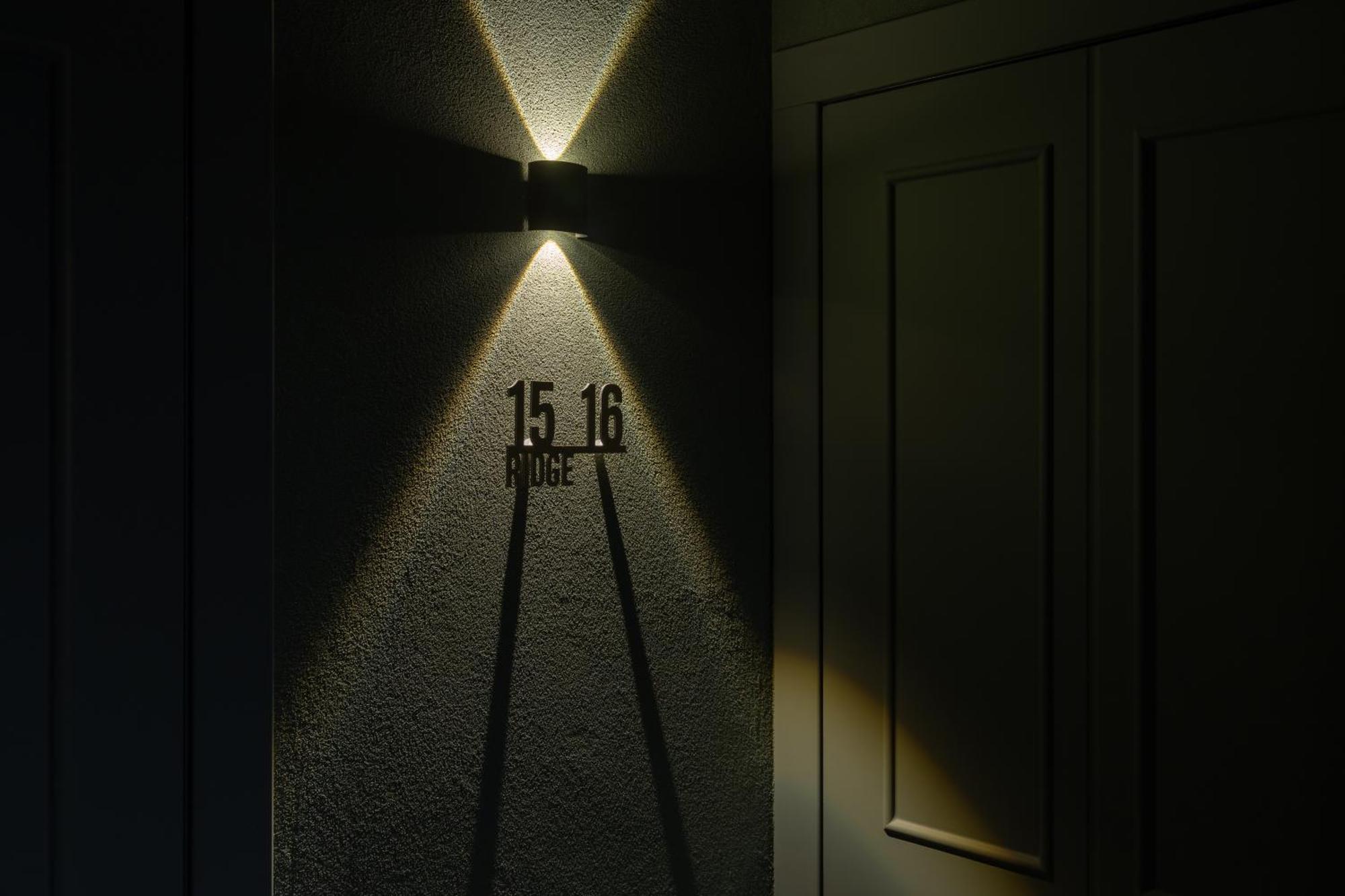 Ridge Apartments チェルニウツィー エクステリア 写真