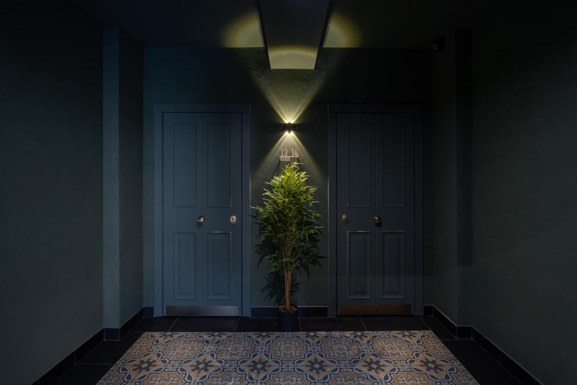 Ridge Apartments チェルニウツィー エクステリア 写真