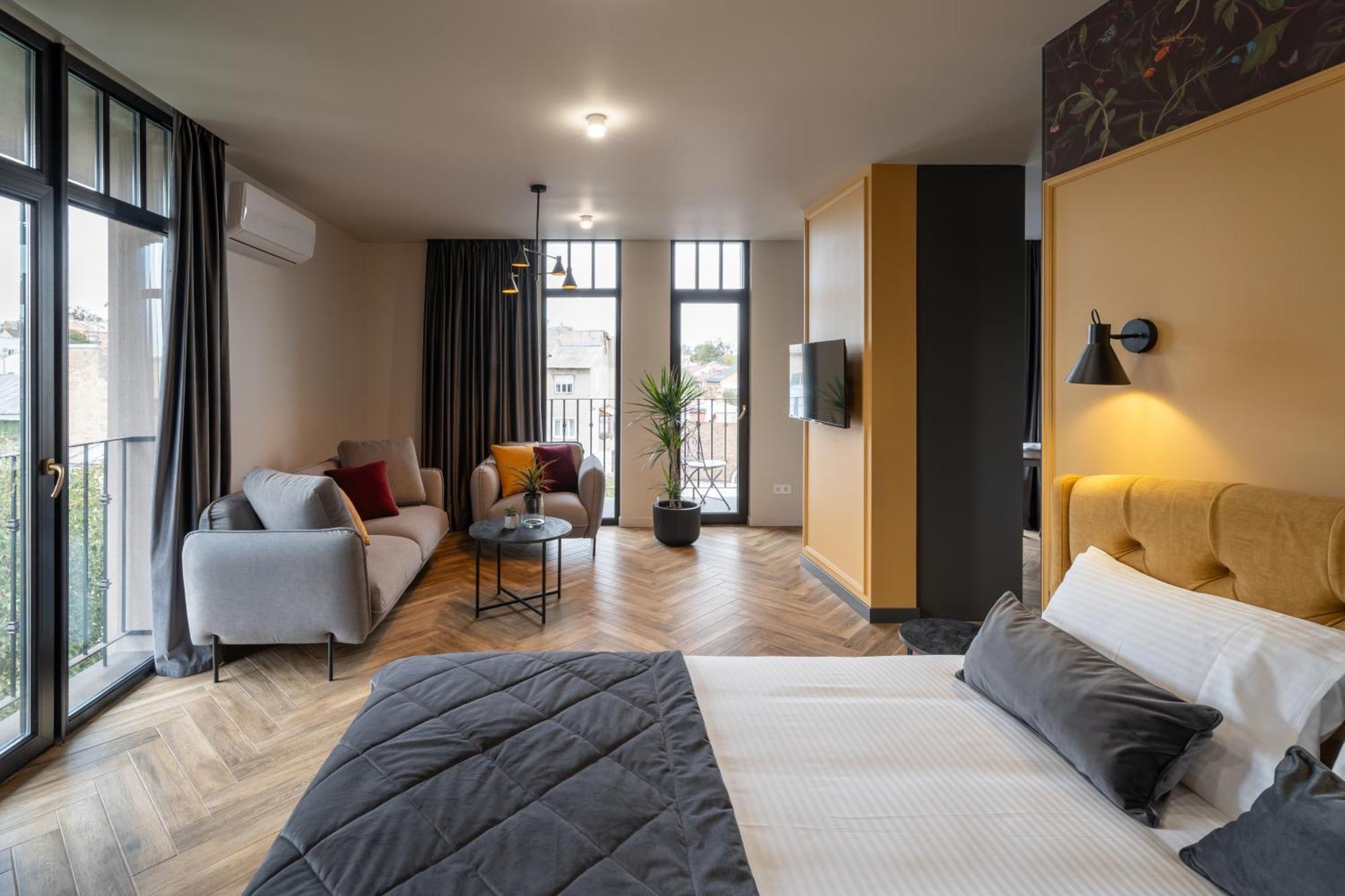 Ridge Apartments チェルニウツィー エクステリア 写真